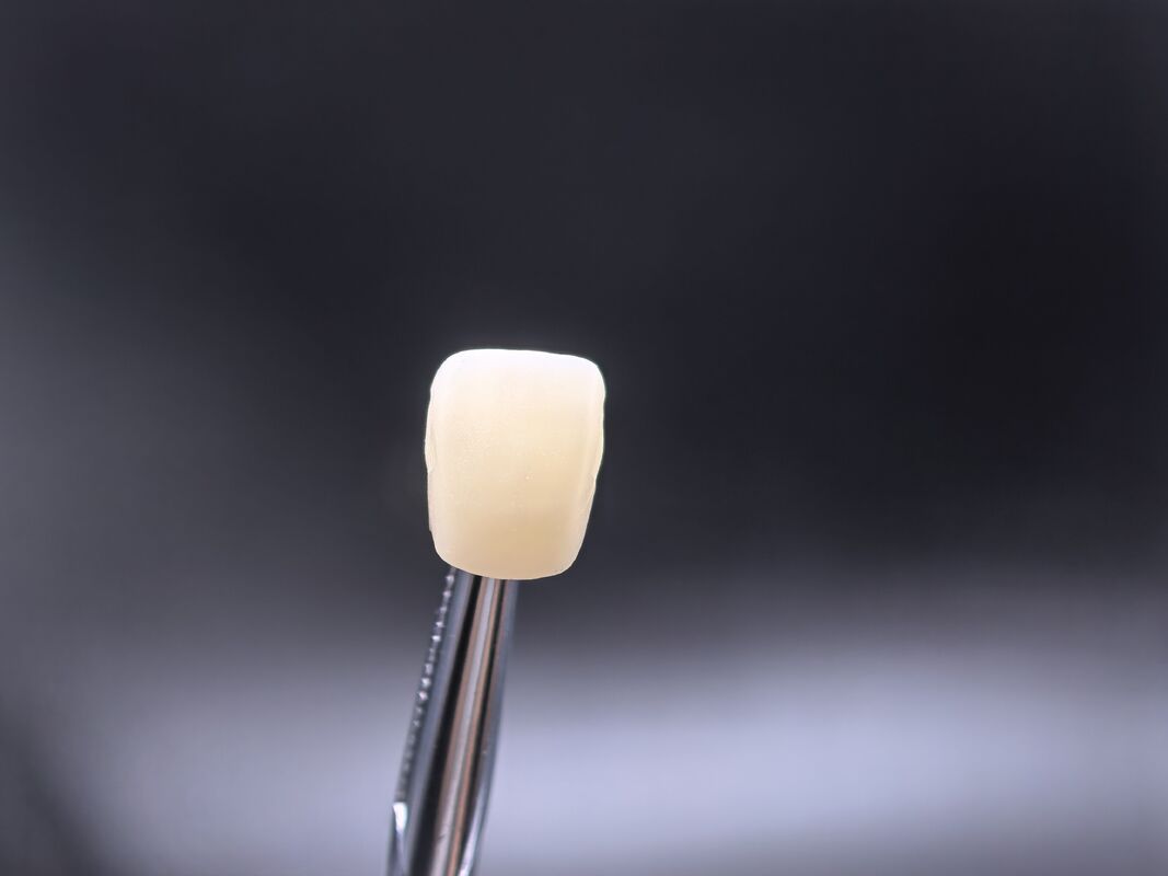 Dental Zirconia Block designed for natural esthetic anterior restorations with 650MPa strength and fast CAD CAM processing