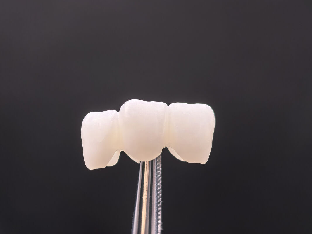 Dental Zirconia Block designed for natural esthetic anterior restorations with 650MPa strength and fast CAD CAM processing